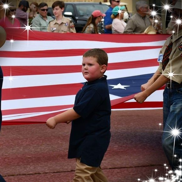 Meet your Posher, Julie - Picture 1 of 1